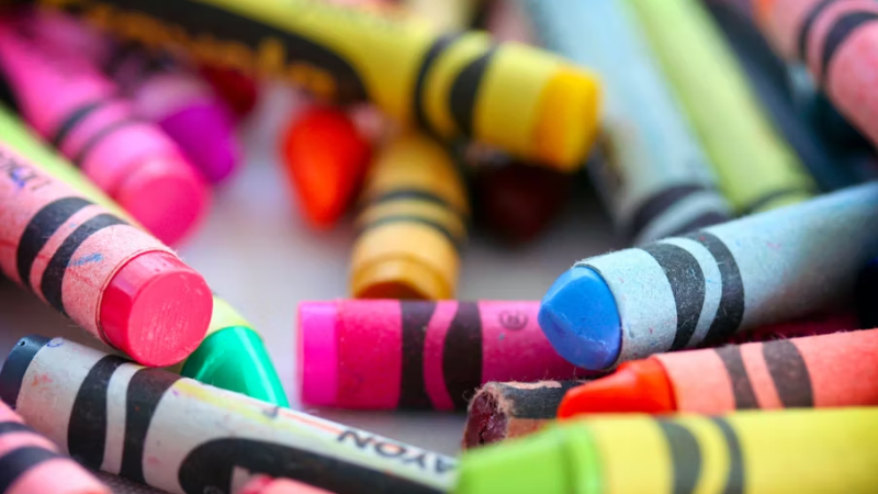 Colores que empiezan con F